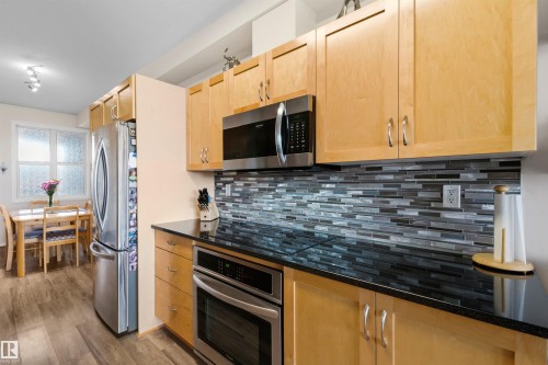 215 9507 101 Avenue, Edmonton, AB 