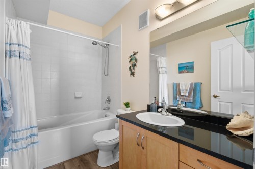215 9507 101 Avenue, Edmonton, AB 