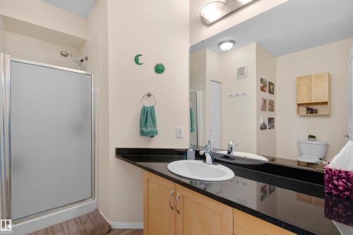 215 9507 101 Avenue, Edmonton, AB 