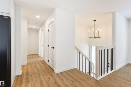 3 Linthorpe Road, Spruce Grove, AB - Indoor Photo Showing Other Room
