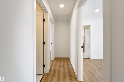 3 Linthorpe Road, Spruce Grove, AB - Indoor Photo Showing Other Room