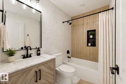3 Linthorpe Road, Spruce Grove, AB - Indoor Photo Showing Bathroom