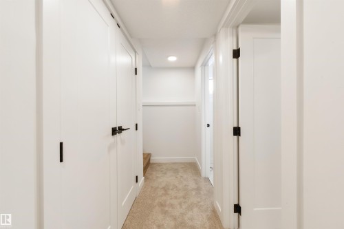 3 Linthorpe Road, Spruce Grove, AB - Indoor Photo Showing Other Room