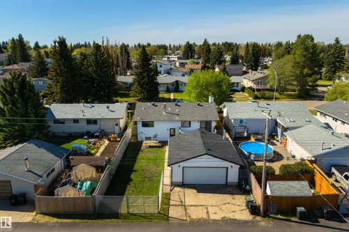 3 Linthorpe Road, Spruce Grove, AB - Outdoor