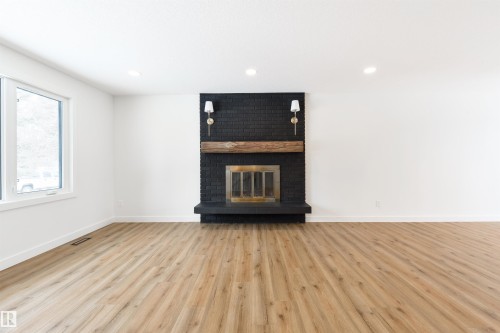 3 Linthorpe Road, Spruce Grove, AB - Indoor With Fireplace