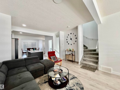 1203 Eaton Lane, Edmonton, AB - Indoor Photo Showing Living Room