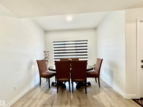1203 Eaton Lane, Edmonton, AB - Indoor