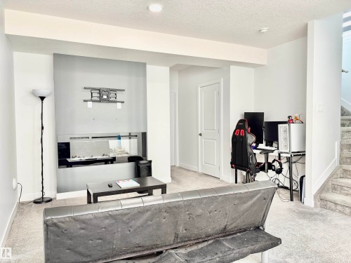 1203 Eaton Lane, Edmonton, AB - Indoor