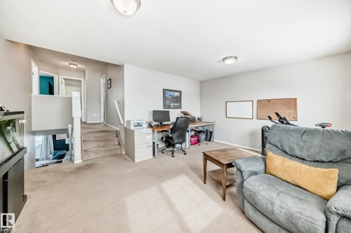 3132 33 Avenue, Edmonton, AB - Indoor