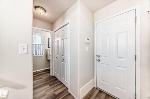 3132 33 Avenue, Edmonton, AB - Indoor Photo Showing Other Room