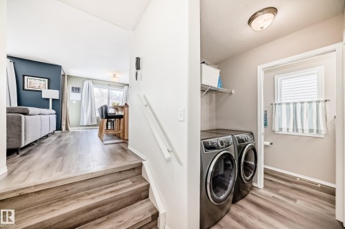 3132 33 Avenue, Edmonton, AB - Indoor Photo Showing Laundry Room