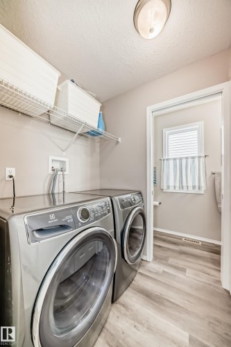 3132 33 Avenue, Edmonton, AB - Indoor Photo Showing Laundry Room