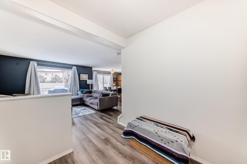 3132 33 Avenue, Edmonton, AB - Indoor