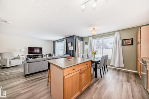 3132 33 Avenue, Edmonton, AB - Indoor Photo Showing Other Room