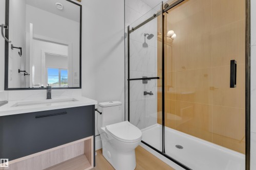 12 Cobblestone Gate, Spruce Grove, AB - Indoor Photo Showing Bathroom