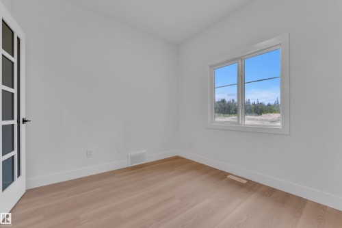 12 Cobblestone Gate, Spruce Grove, AB - Indoor Photo Showing Other Room