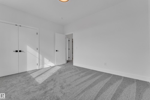 12 Cobblestone Gate, Spruce Grove, AB - Indoor Photo Showing Other Room