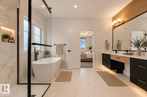 12 Cobblestone Gate, Spruce Grove, AB - Indoor Photo Showing Bathroom