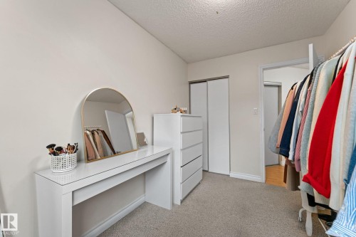 4621 126 Avenue, Edmonton, AB - Indoor