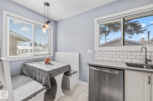 13608 137 Street, Edmonton, AB - Indoor Photo Showing Other Room