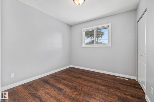 13608 137 Street, Edmonton, AB - Indoor Photo Showing Other Room