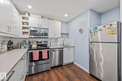 13608 137 Street, Edmonton, AB - Indoor Photo Showing Kitchen With Stainless Steel Kitchen