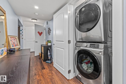 13608 137 Street, Edmonton, AB - Indoor Photo Showing Laundry Room