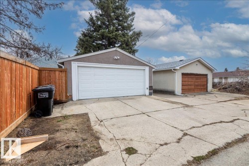 13608 137 Street, Edmonton, AB - Outdoor
