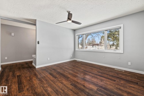 13608 137 Street, Edmonton, AB - Indoor Photo Showing Other Room