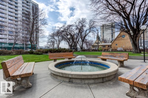 302 9916 113 Street, Edmonton, AB - Outdoor