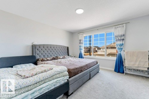 1305 Darby Way, Edmonton, AB - Indoor Photo Showing Bedroom