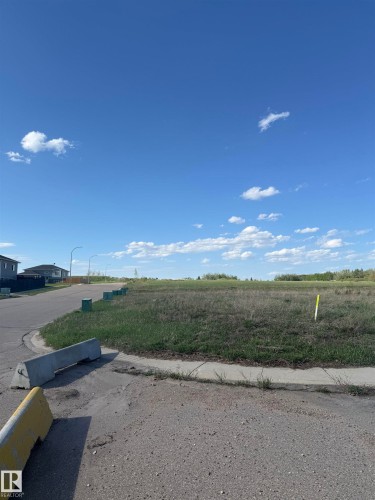 8 5004 59 Avenue, Elk Point, AB 