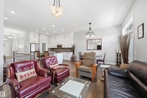 1 103 Allard Link, Edmonton, AB - Indoor Photo Showing Living Room