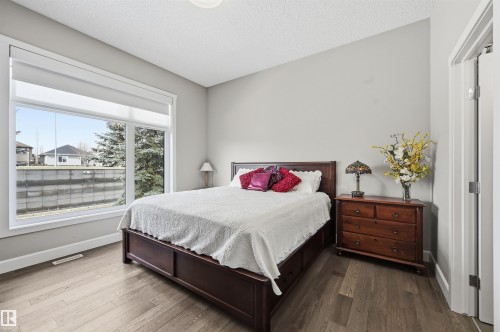 1 103 Allard Link, Edmonton, AB - Indoor Photo Showing Bedroom