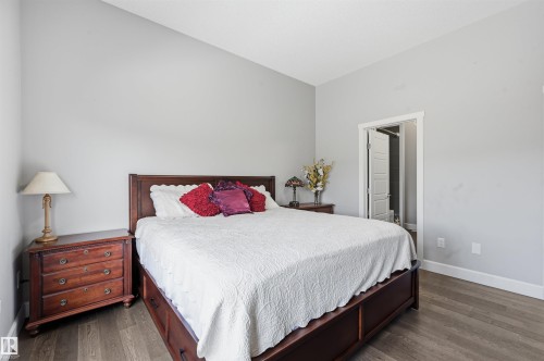 1 103 Allard Link, Edmonton, AB - Indoor Photo Showing Bedroom