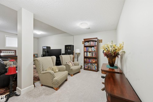 1 103 Allard Link, Edmonton, AB - Indoor Photo Showing Other Room