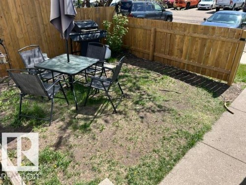 51 Mcleod Place, Edmonton, AB - Outdoor