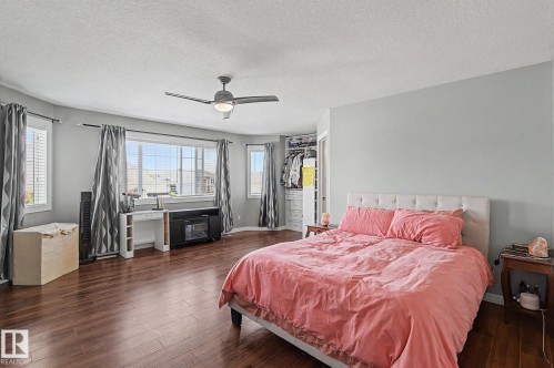 7565 165A Avenue, Edmonton, AB - Indoor Photo Showing Bedroom