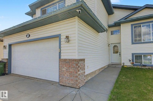 7565 165A Avenue, Edmonton, AB - Outdoor With Exterior