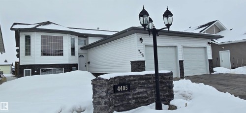 4405 59 Avenue  Vegreville, AB T9C 1V3