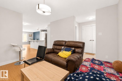 1544 21 Street, Edmonton, AB - Indoor