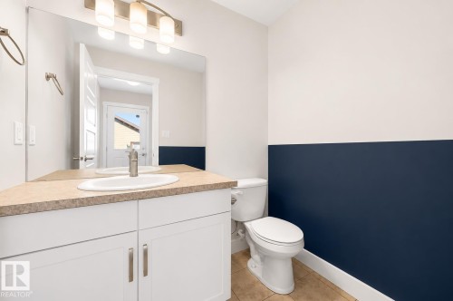 1544 21 Street, Edmonton, AB - Indoor Photo Showing Bathroom