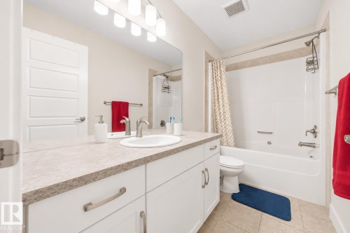 1544 21 Street, Edmonton, AB - Indoor Photo Showing Bathroom