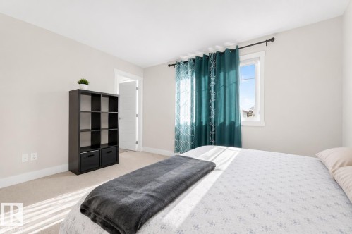 1544 21 Street, Edmonton, AB - Indoor Photo Showing Bedroom