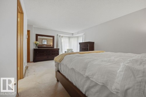 38 West Point Wynd, Edmonton, AB - Indoor Photo Showing Bedroom