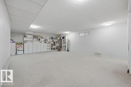 38 West Point Wynd, Edmonton, AB - Indoor