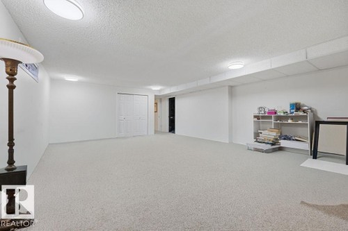 38 West Point Wynd, Edmonton, AB - Indoor
