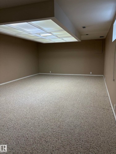 1027 109 Street, Edmonton, AB - Indoor Photo Showing Other Room