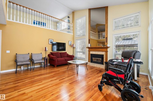 1027 109 Street, Edmonton, AB - Indoor With Fireplace