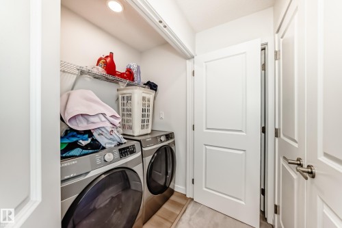 5165 Edgemont Boulevard, Edmonton, AB - Indoor Photo Showing Laundry Room